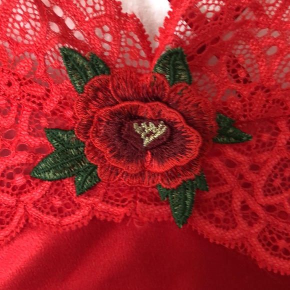 Intimate chemise. - Picture 3 of 7